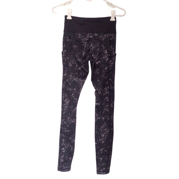 Lululemon Speed Tight Full  Black White Pattern Leggings 2 - Picture 2 of 5